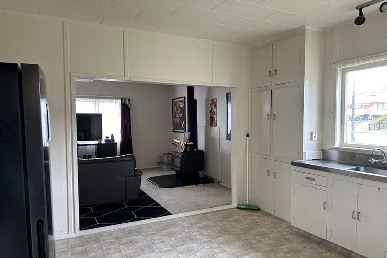 Photo of property in 10 Tay Street, Tokoroa, 3420