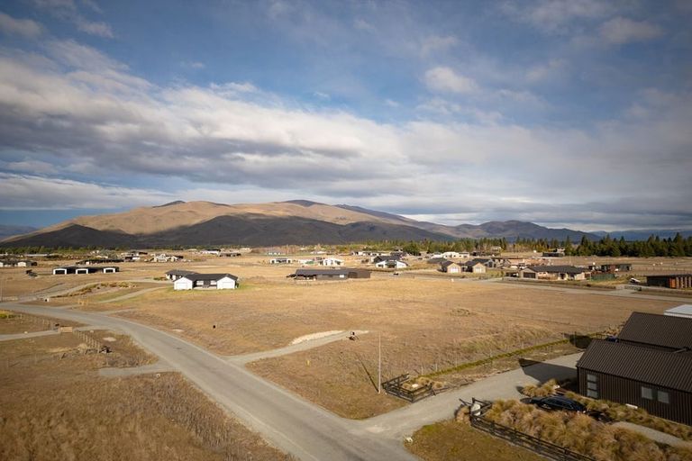 Photo of property in 15 Tussock Crescent, Twizel, 7901