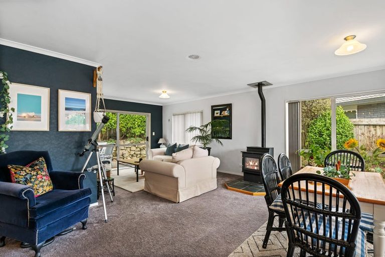 Photo of property in 26 Hoyte Place, Pukehangi, Rotorua, 3015