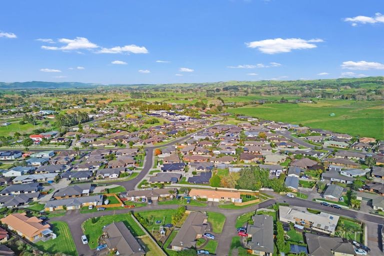 Photo of property in 11/15 O'sullivan Place, Waiuku, 2123