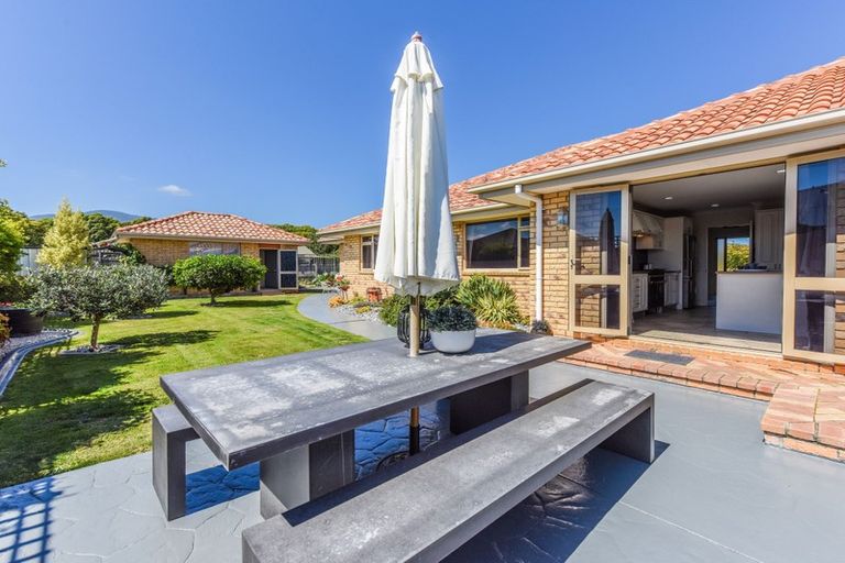 Photo of property in 38 Hoult Crescent, Monaco, Nelson, 7011