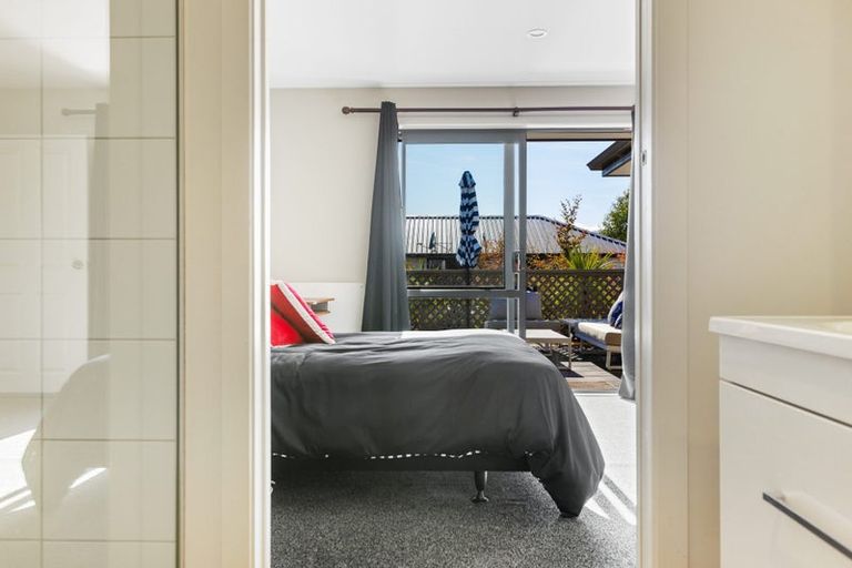 Photo of property in 21 Frye Crescent, Albert Town, Wanaka, 9305