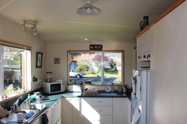 Photo of property in 64 Selwyn Street, Pohara, Takaka, 7183