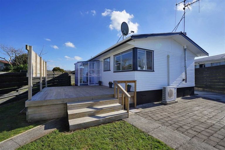 Photo of property in 17 Margaret Place, Deanwell, Hamilton, 3206