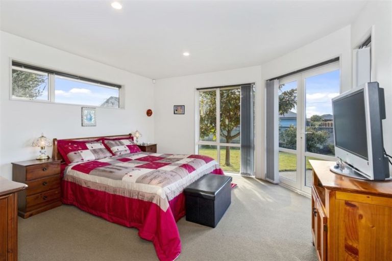 Photo of property in 2 Clematis Place, Wigram, Christchurch, 8042