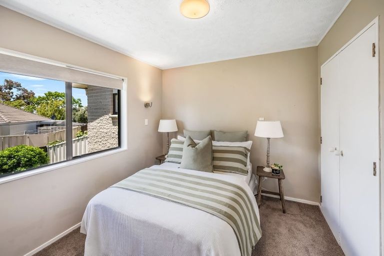 Photo of property in 2/24 Durham Drive, Havelock North, 4130