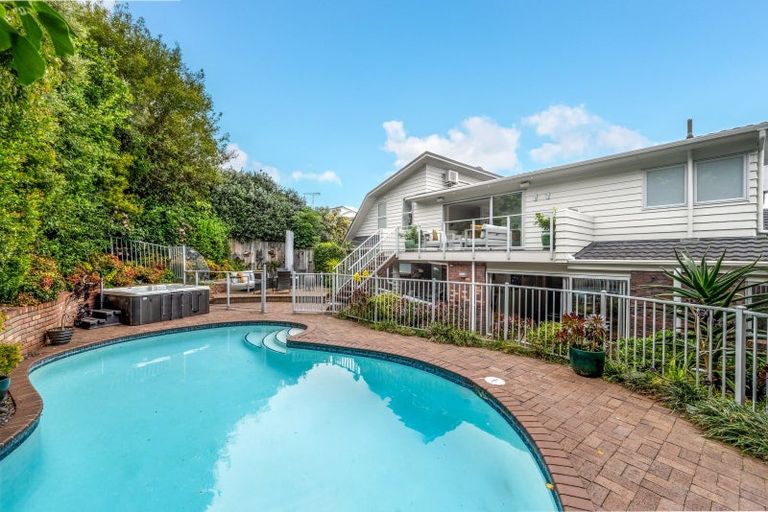 Photo of property in 25 Endymion Place, Half Moon Bay, Auckland, 2012