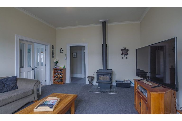 Photo of property in 182 North Street, West End, Timaru, 7910
