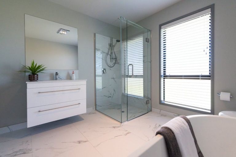 Photo of property in 23 Kara Place, Richmond Heights, Taupo, 3330