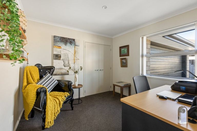 Photo of property in 12 Bernies Way, Ohauiti, Tauranga, 3112