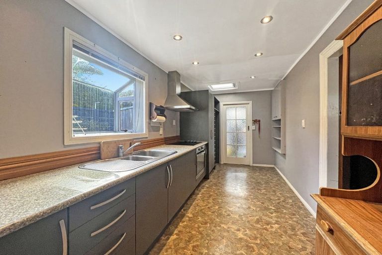 Photo of property in 35 Riddlers Crescent, Petone, Lower Hutt, 5012