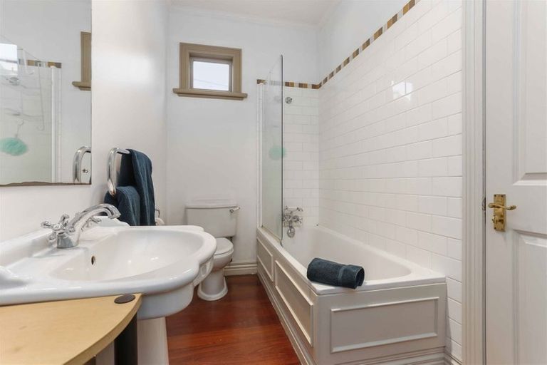 Photo of property in 2/6 Georgia Terrace, Albany, Auckland, 0632