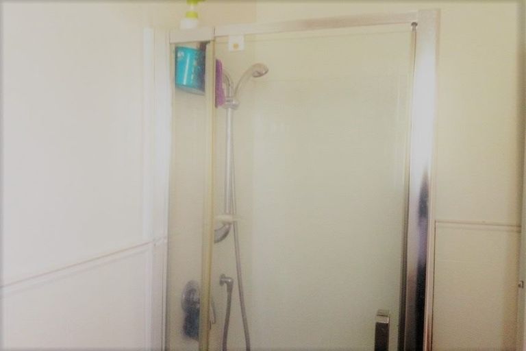 Photo of property in 3/12 Waiohua Road, Greenlane, Auckland, 1061