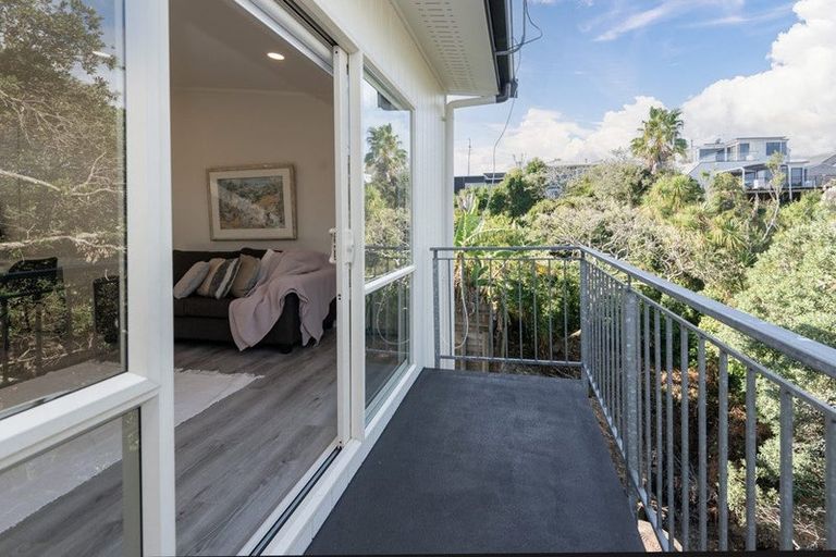 Photo of property in 23k Hendry Avenue, Hillsborough, Auckland, 1042