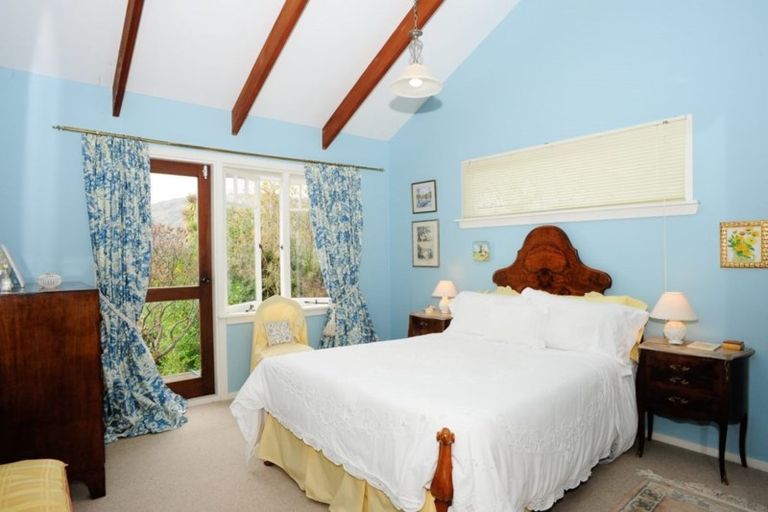 Photo of property in 15 Te Ra Crescent, Diamond Harbour, 8972