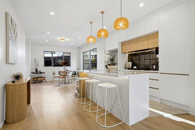 Photo of property in 6 Aoraki Crescent, Albany Heights, Auckland, 0632