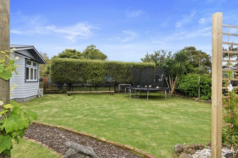 Photo of property in 20 Dinniss Avenue, Regent, Whangarei, 0112