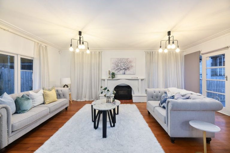 Photo of property in 2a Kereru Street, Henderson, Auckland, 0612