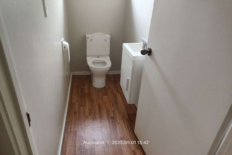 Photo of property in 30a Kiteroa Terrace, Rothesay Bay, Auckland, 0630