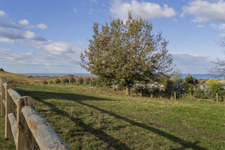 Photo of property in 24 Macs Ridge Road, Oamaru North, Oamaru, 9492