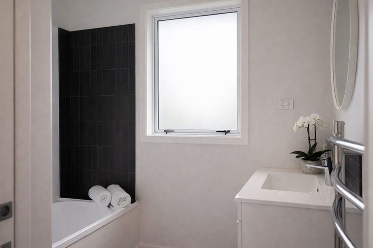 Photo of property in 9 Shanly Street, Waipawa, 4210