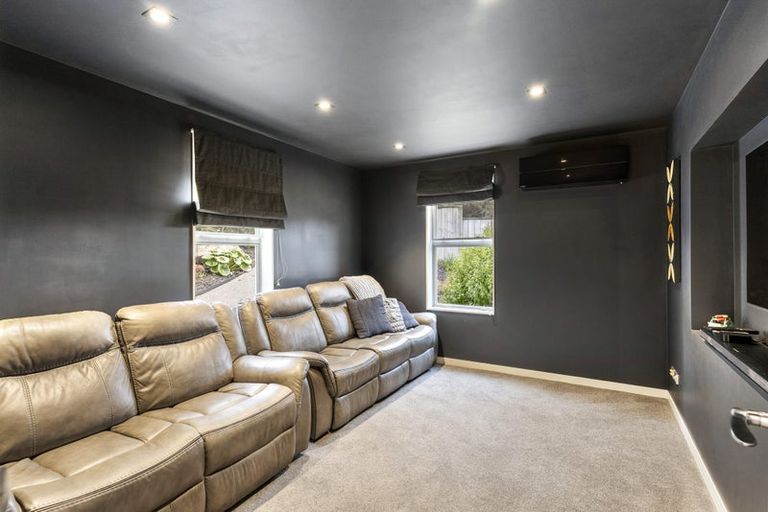 Photo of property in 194 Greenhithe Road, Greenhithe, Auckland, 0632