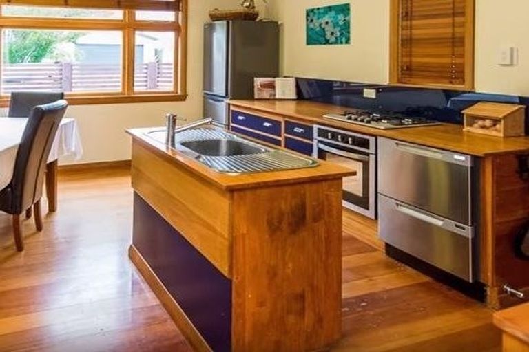 Photo of property in 16 Dickson Crescent, Saint Johns Hill, Whanganui, 4500