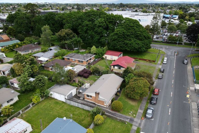 Photo of property in 6 Pickering Crescent, Chedworth, Hamilton, 3210