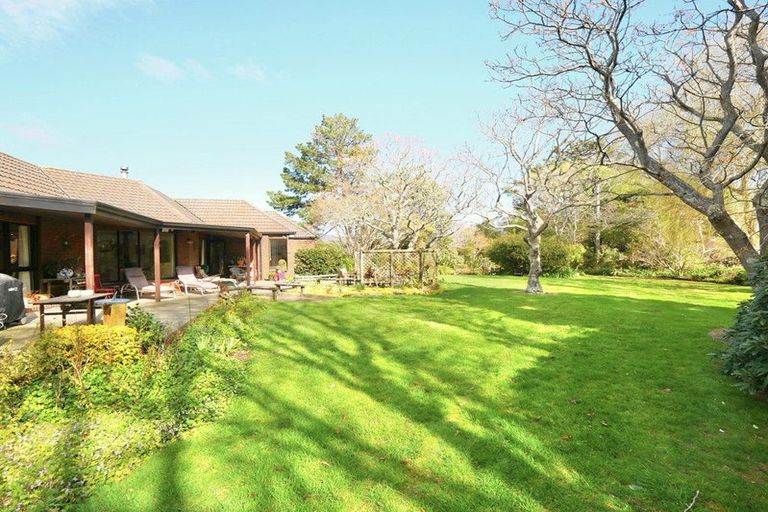Photo of property in 119 Paekakariki Hill Road, Pauatahanui, Porirua, 5381