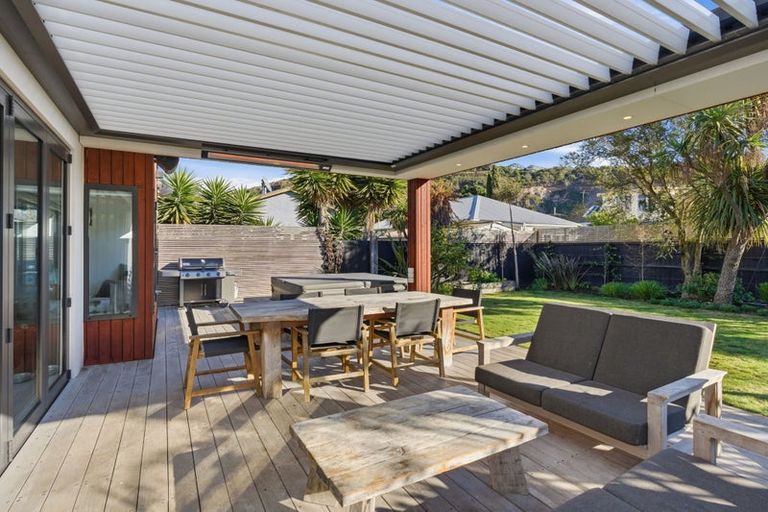 Photo of property in 14 Hardwicke Street, Sumner, Christchurch, 8081