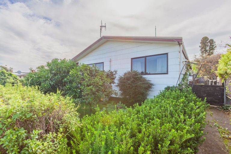 Photo of property in 1/806 Saint Aubyn, Parkvale, Hastings, 4122