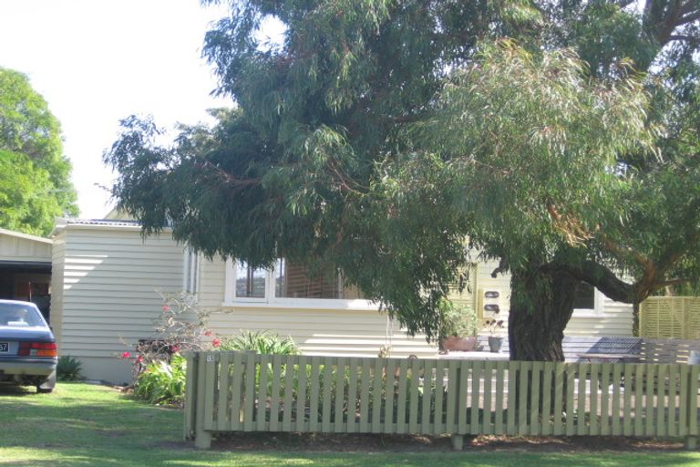 Photo of property in 15 Rata Street, Oneroa, Waiheke Island, 1081