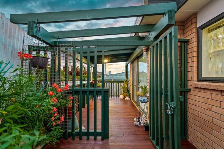 Photo of property in 3 Munroe Road, Ranui, Auckland, 0612