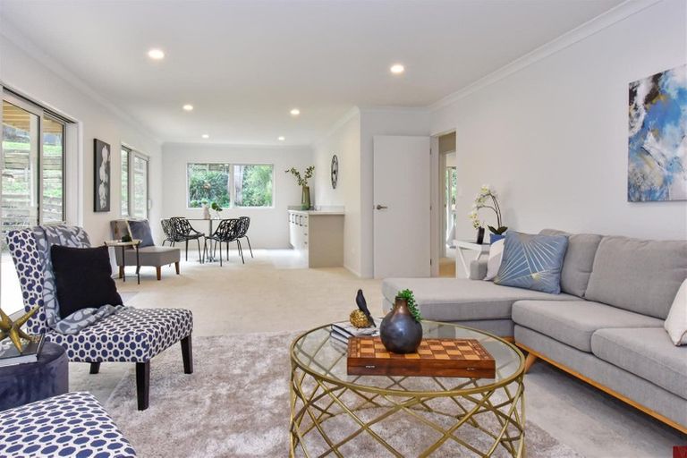 Photo of property in 16a Alexander Street, Cockle Bay, Auckland, 2014