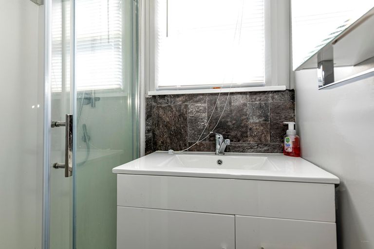 Photo of property in 18 Bouverie Street, Waimataitai, Timaru, 7910