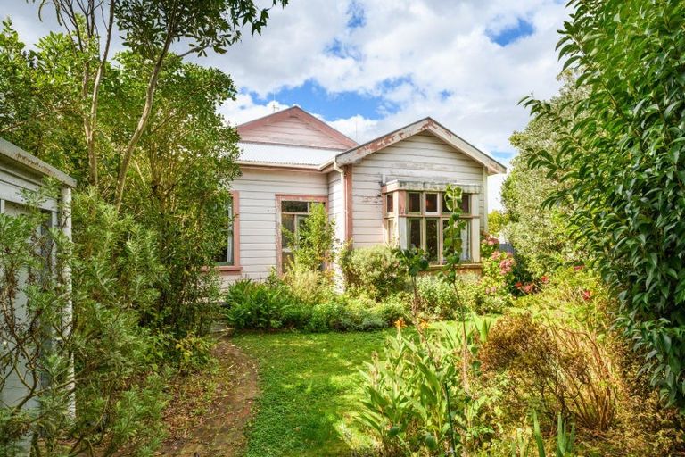 Photo of property in 369 Botanical Road, West End, Palmerston North, 4412