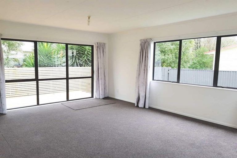 Photo of property in 14a Douglas Street, Levin, 5510