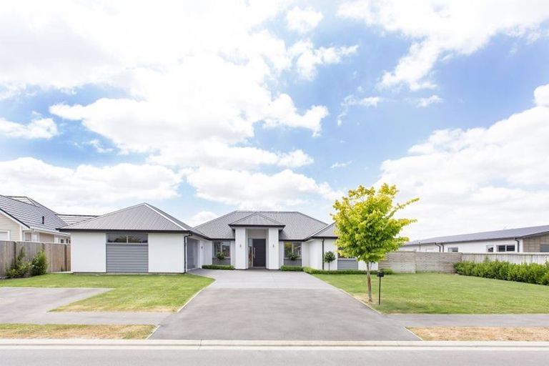 Photo of property in 26 Elizabeth Allen Drive, West Melton, 7618