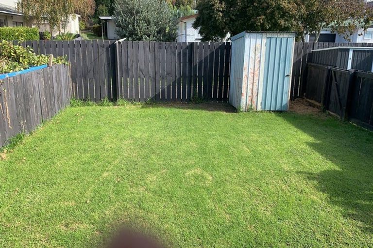 Photo of property in 2/129 Pillans Road, Otumoetai, Tauranga, 3110