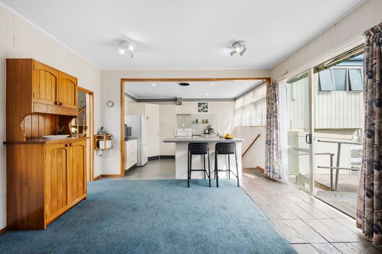 Photo of property in 34 Bucklands Beach Road, Bucklands Beach, Auckland, 2012