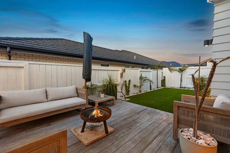 Photo of property in 12 Mida Close, Papamoa Beach, Papamoa, 3118