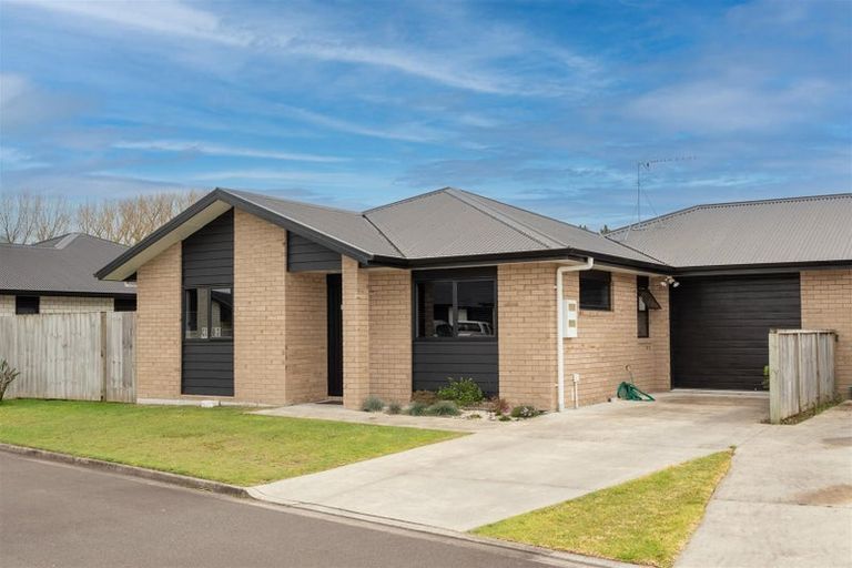 Photo of property in 18/11 Errol Close, Burbush, Hamilton, 3288