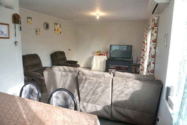 Photo of property in 57 Kuaka Crescent, Bromley, Christchurch, 8062