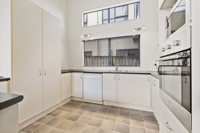 Photo of property in 65a Stratford Road, Manurewa, Auckland, 2105