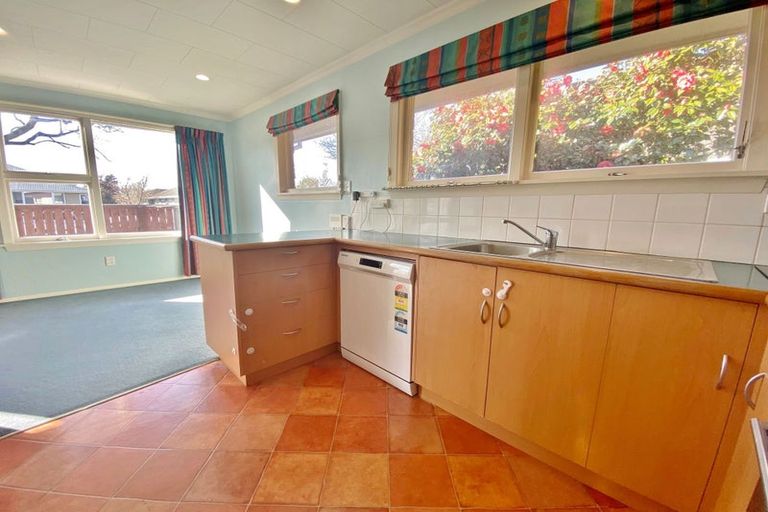 Photo of property in 1/15 Ashfield Place, Ilam, Christchurch, 8041