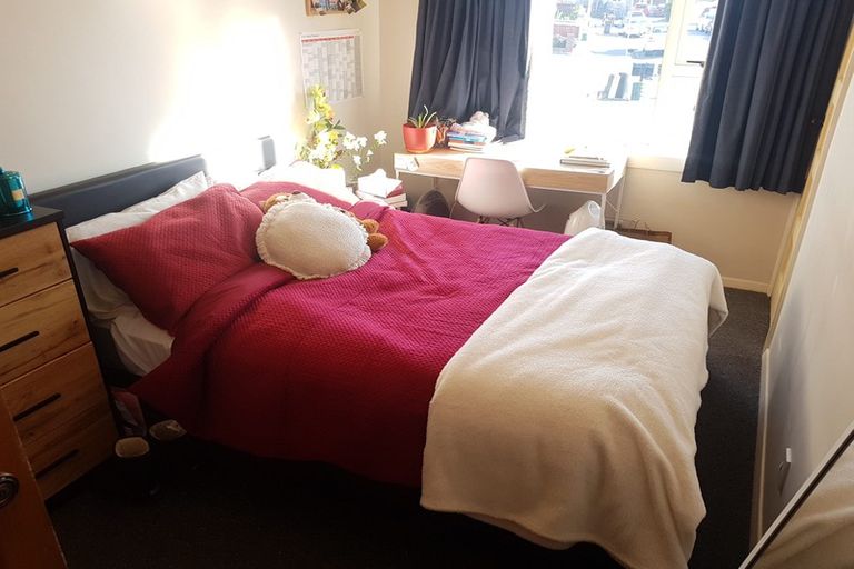 Photo of property in 13 Broadbent Street, Riccarton, Christchurch, 8041