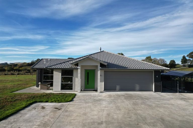 Photo of property in 52 Highlands Drive, Waipawa, 4210