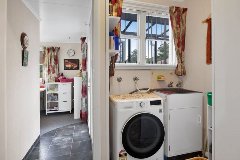 Photo of property in 240 Egmont Street, Patea, 4520