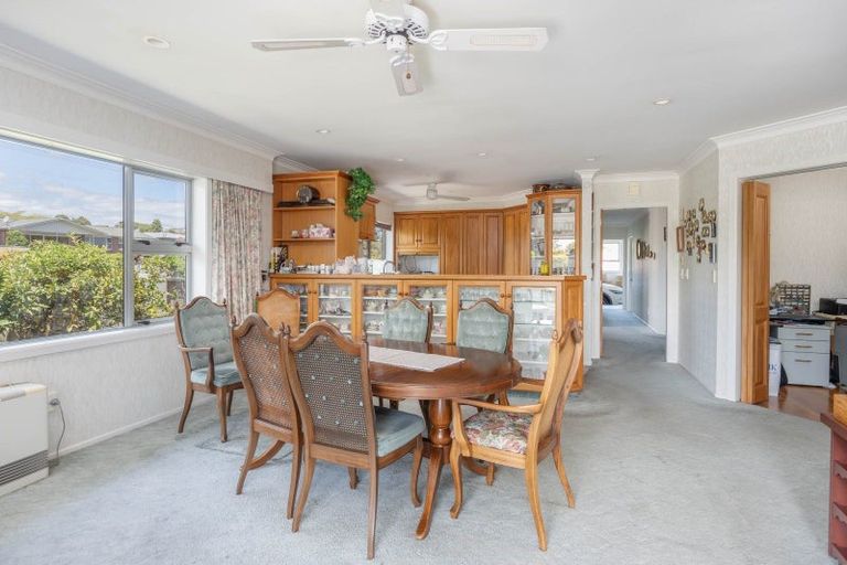 Photo of property in 43 Ngamotu Road, Hilltop, Taupo, 3330