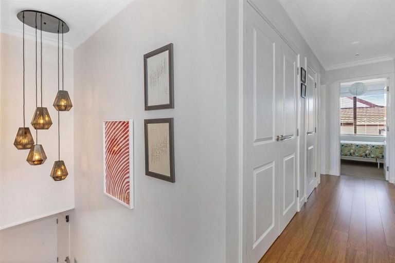 Photo of property in 71 Leeward Drive, Whitby, Porirua, 5024